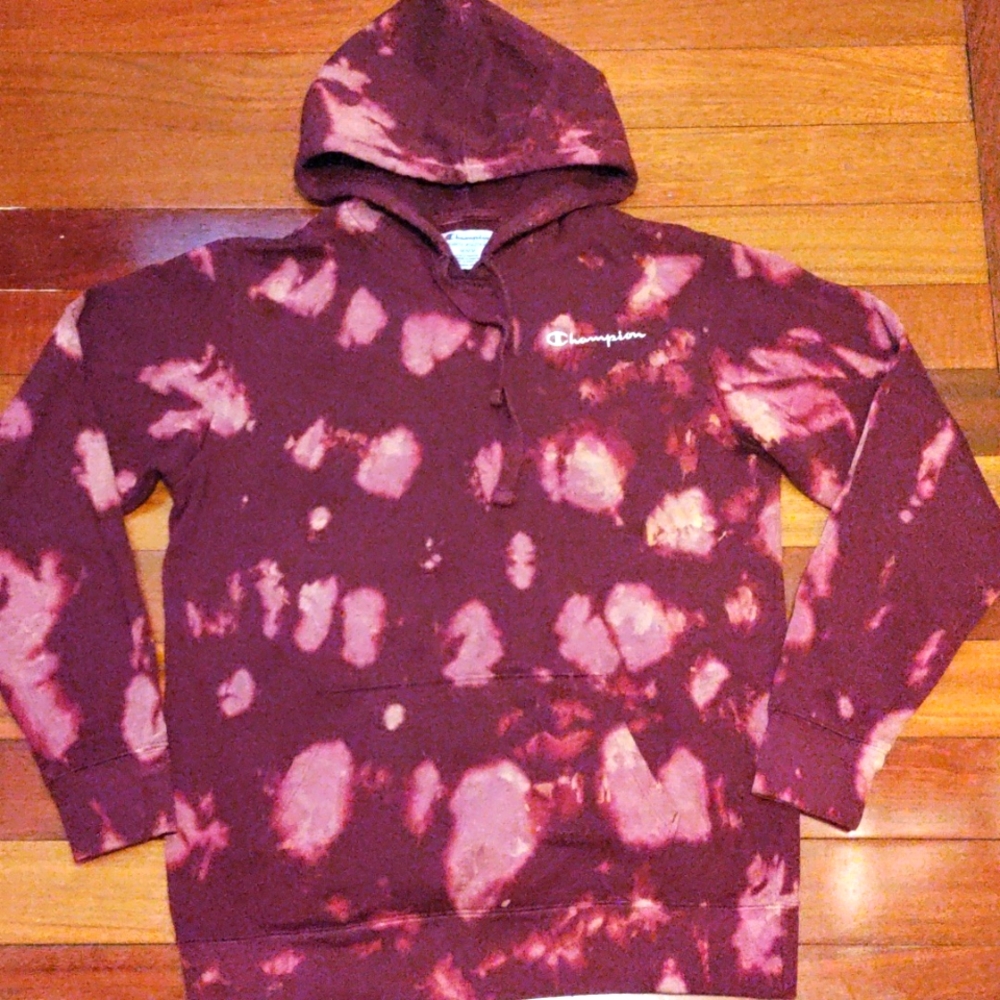 Unisex tye dye Champion hoodie men's medium